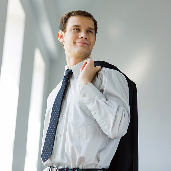 李總 – 重貨倉 · 總經(jīng)理 李總 – 重貨倉 · 總經(jīng)理